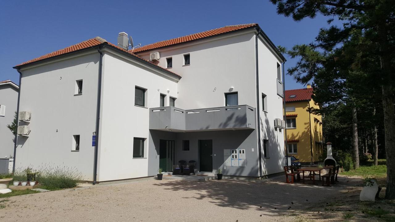 Apartments Artemis Baska  Ngoại thất bức ảnh