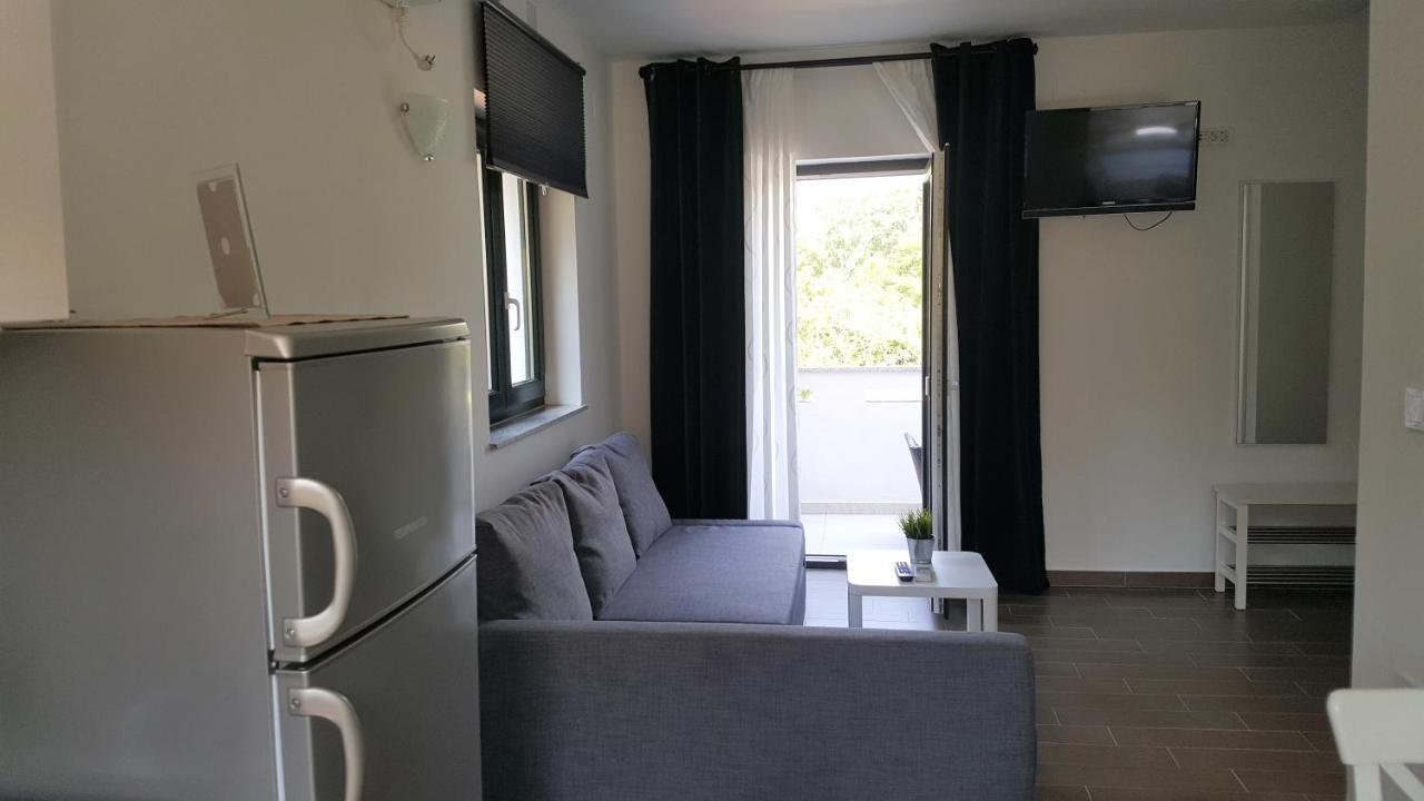Apartments Artemis Baska  Ngoại thất bức ảnh