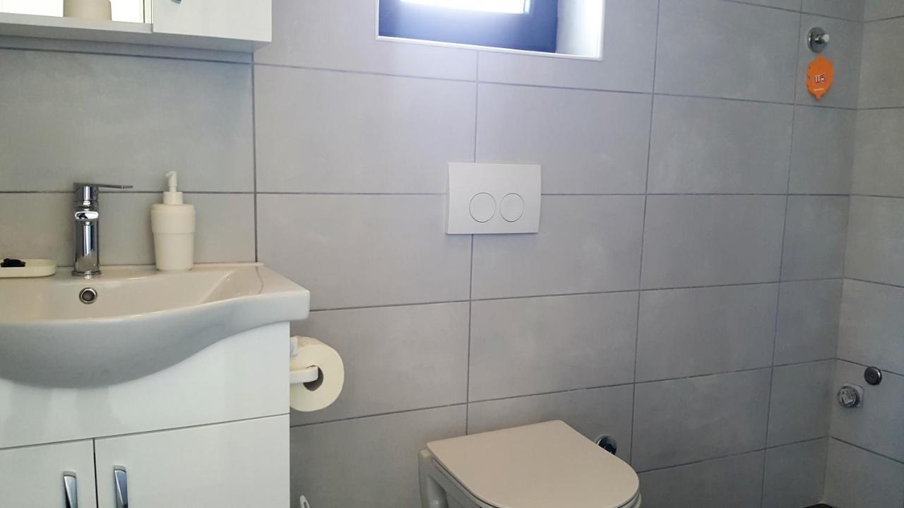 Apartments Artemis Baska  Ngoại thất bức ảnh