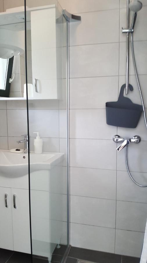 Apartments Artemis Baska  Ngoại thất bức ảnh